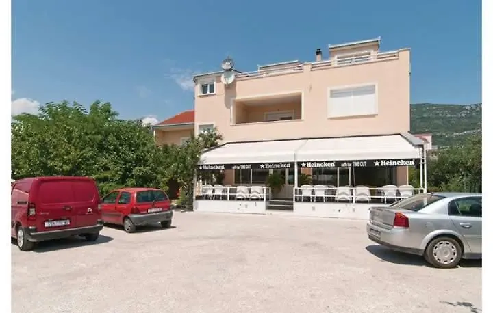 Apartment Time Out Kastela Croatia